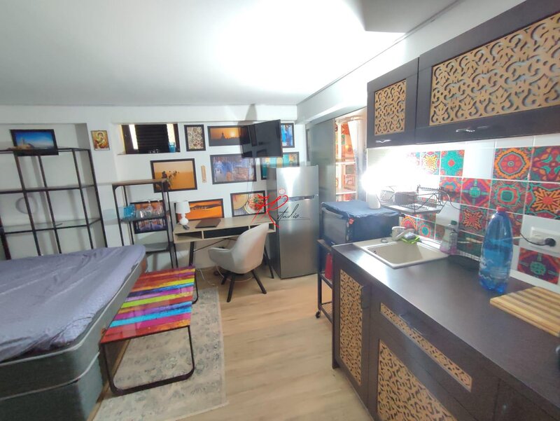 Mosilor, inchiriere garsoniera in bloc mic.